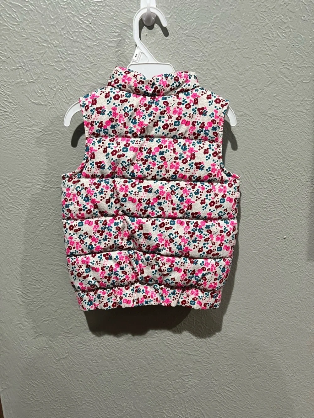 OshKosh Bgosh sleeveless quilted